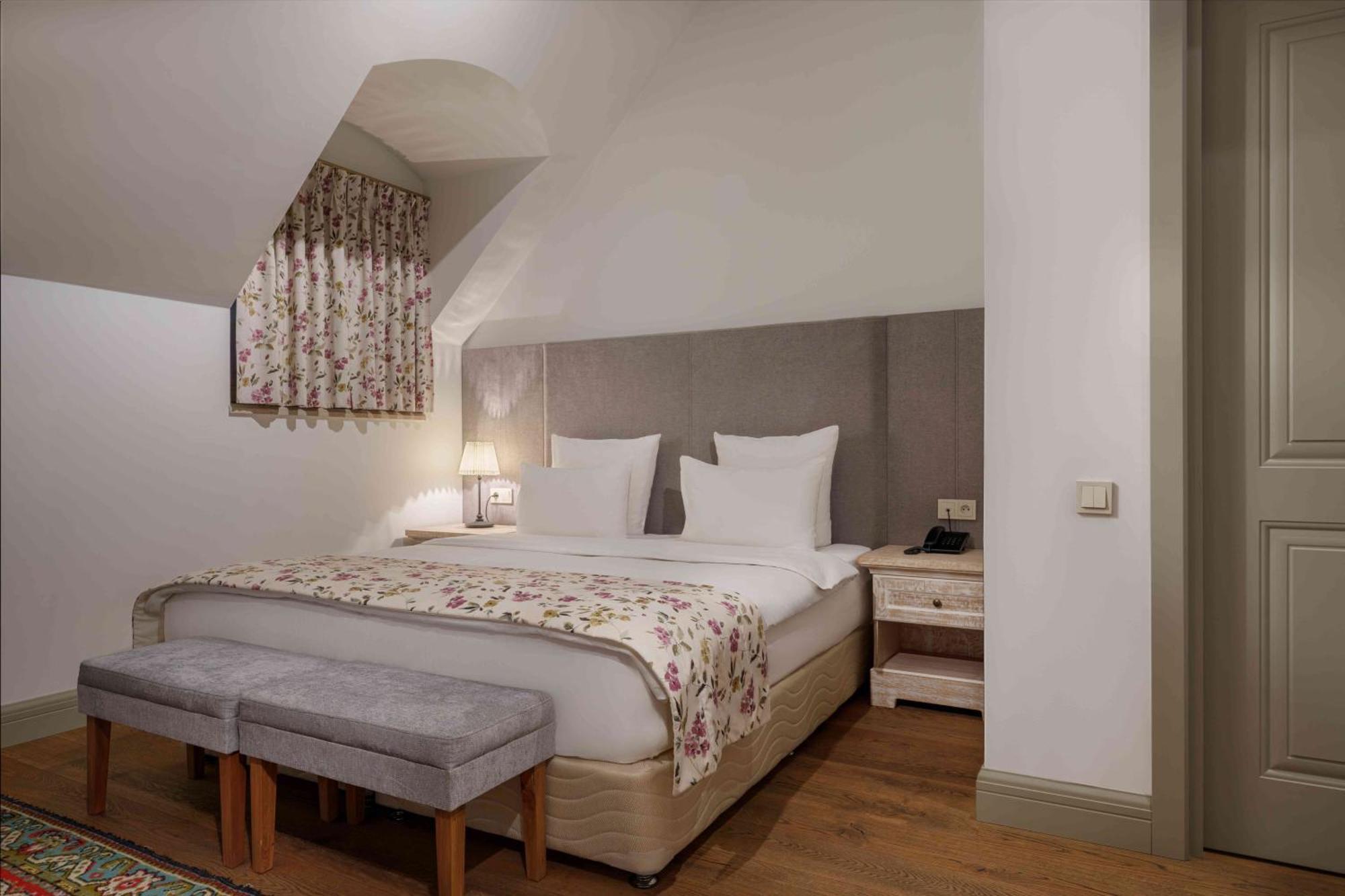 Grand Hotel Gyumri By Apricot Hotels Exterior photo